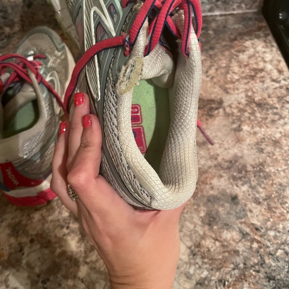 Ladies Brooks Ravenna 6 shoes - Picture 7 of 8